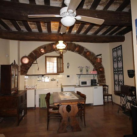 Apartamento Nonna Flo Asís Exterior foto