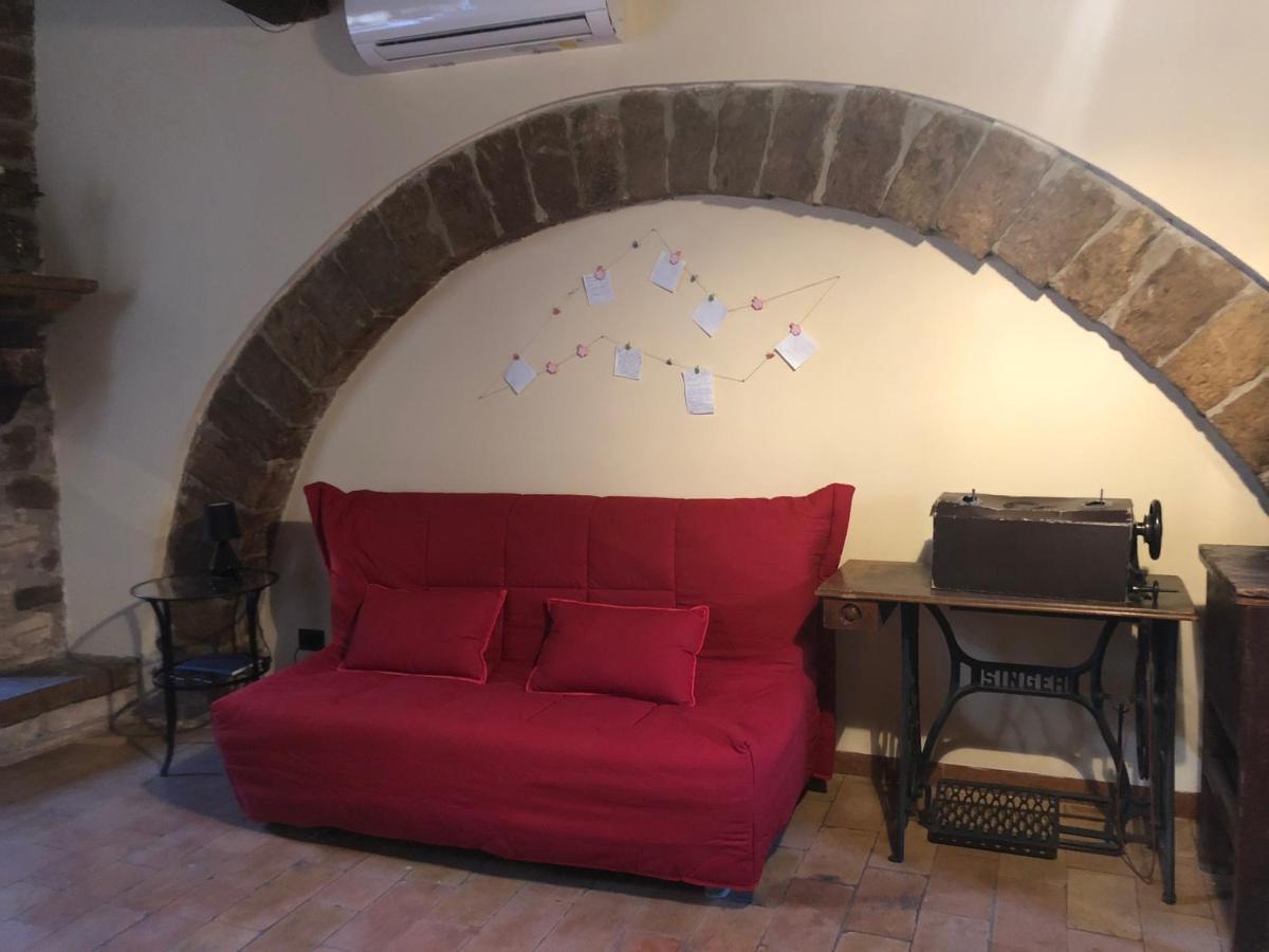 Apartamento Nonna Flo Asís Exterior foto