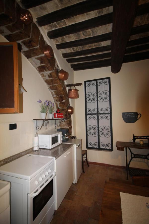 Apartamento Nonna Flo Asís Exterior foto